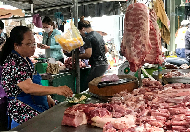Read more about the article GIÁ HEO HƠI HÔM NAY 24.4.2025: CHÊNH LỆCH LỚN GIỮA CÁC KHU VỰC